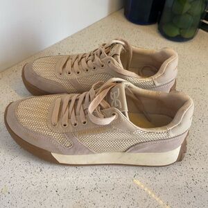 Sam Edelman Layla sneakers. Women’s 9